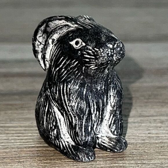 Wolf Canada Carved Soapstone Rabbit Figurine - Cute Baby Charcoal Grey Bunny - Picture 1 of 8